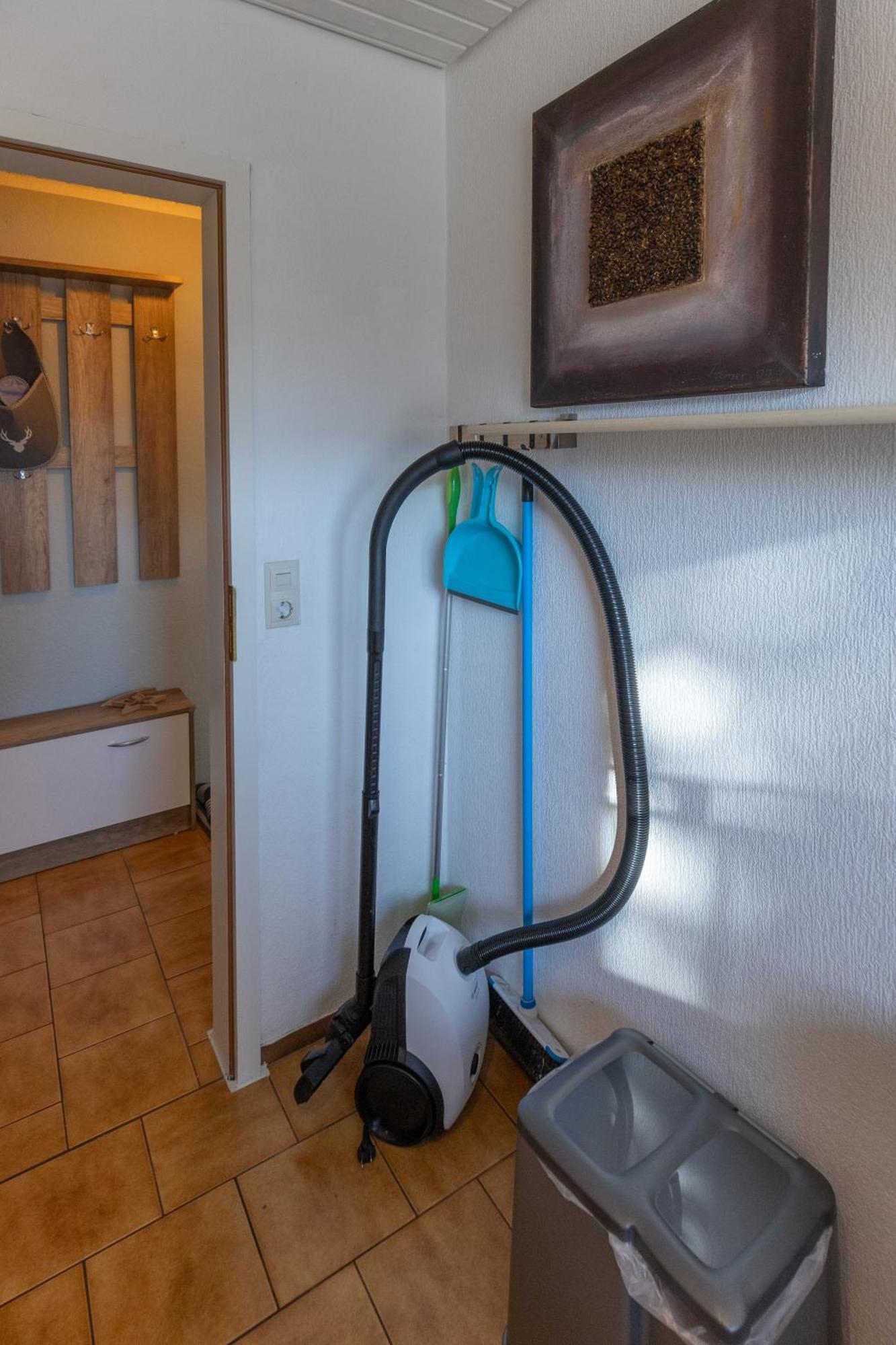 Elw, Sep. Eingang, Ueberdachte Terrasse, Naehe Backnang Apartment Althutte Luaran gambar