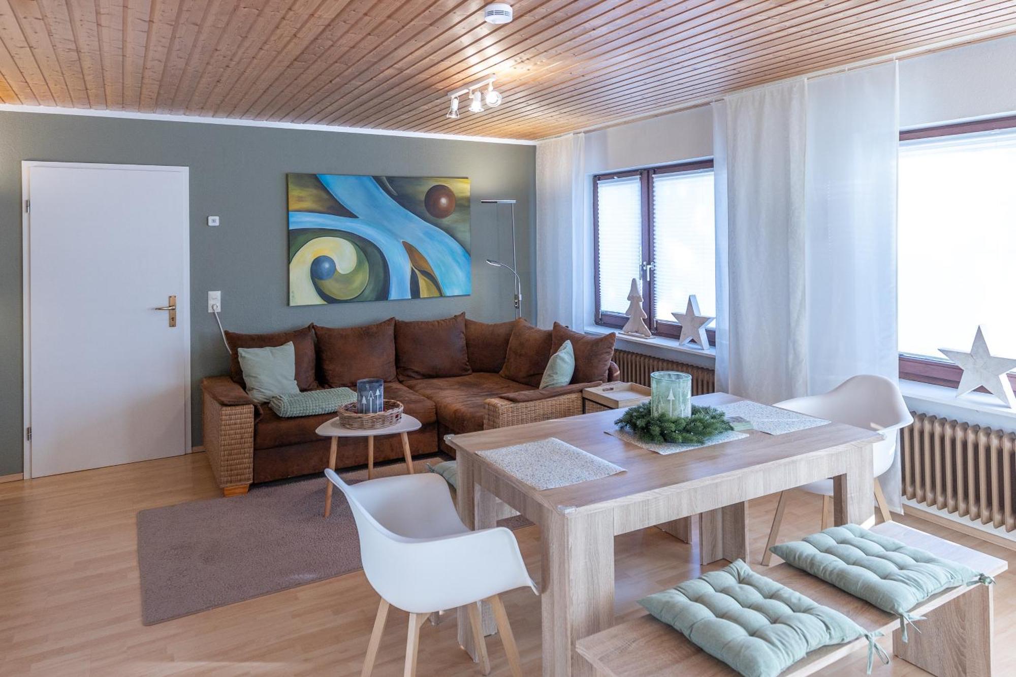 Elw, Sep. Eingang, Ueberdachte Terrasse, Naehe Backnang Apartment Althutte Luaran gambar